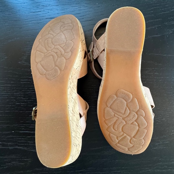 Women's Myrna 2.0 Ankle Strap Wedge Sandal - Picture 4 of 5